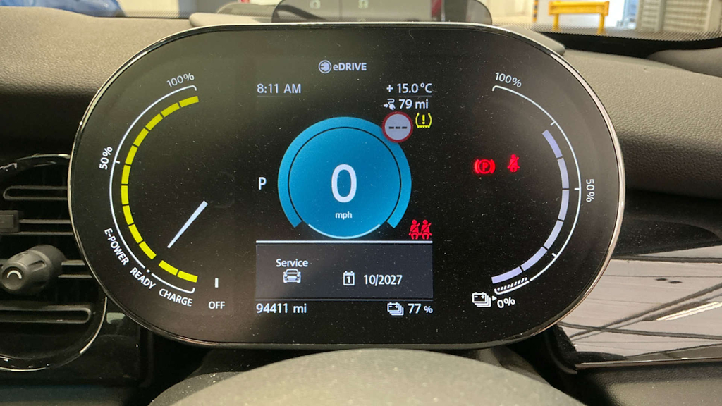 2021 MINI Hatch — image 4