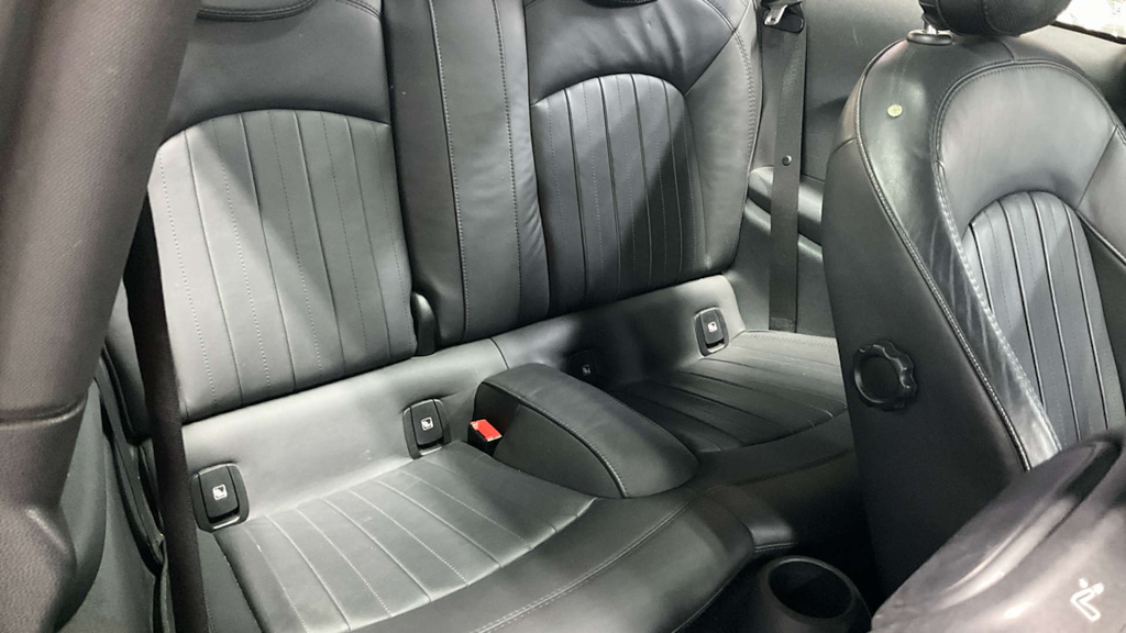 2020 MINI Hatch — image 4