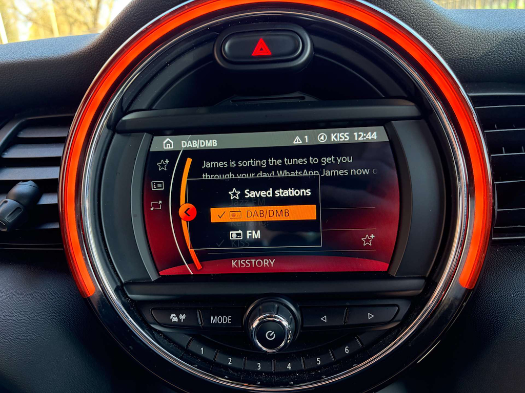 2019 MINI Hatch — image 27