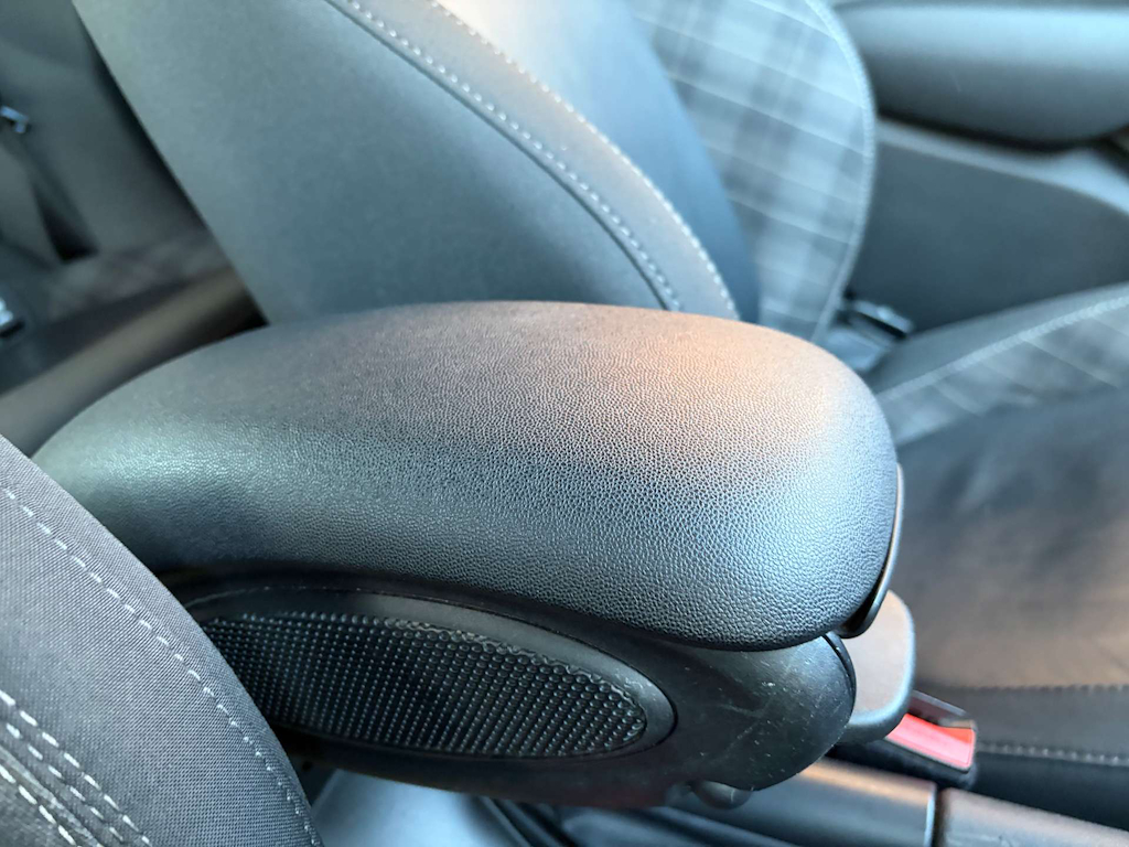 2019 MINI Hatch — image 23