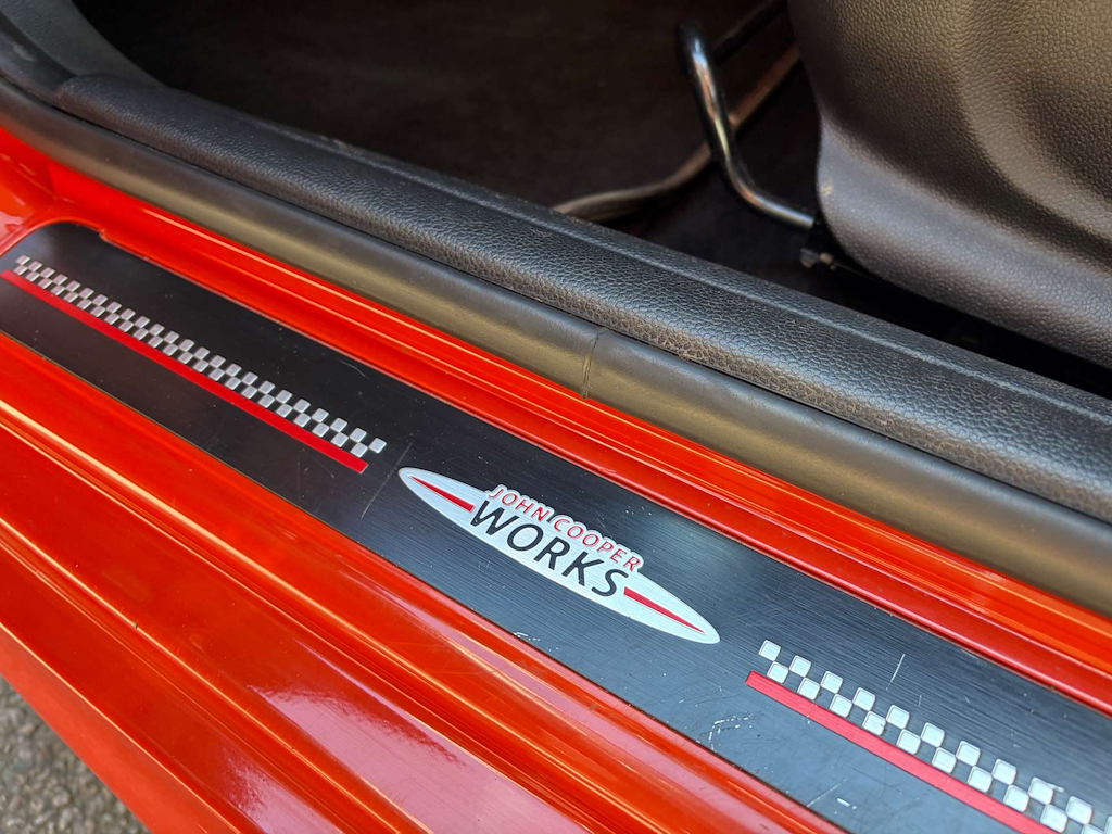 2019 MINI Hatch — image 53