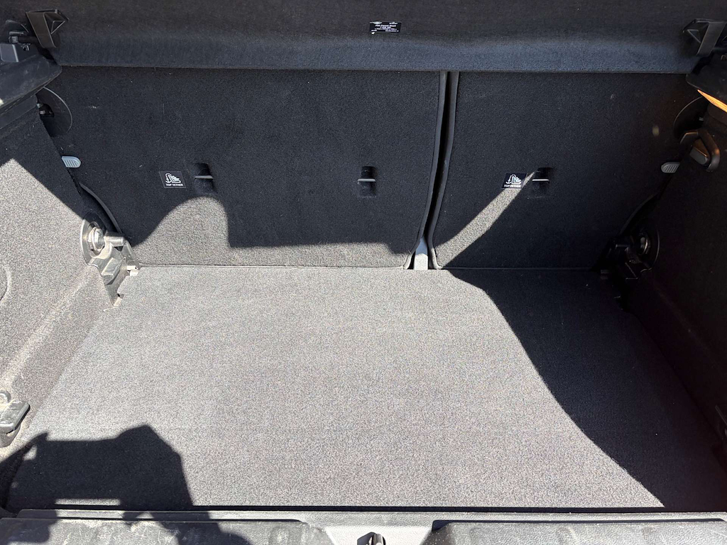 2019 MINI Hatch — image 24