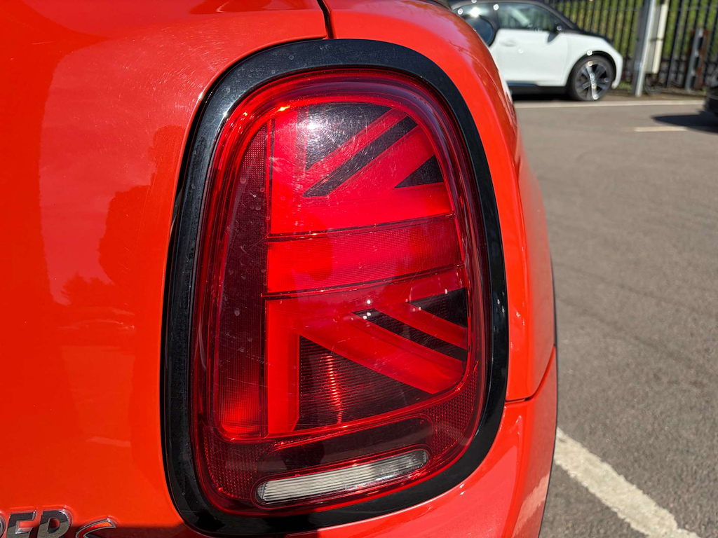 2019 MINI Hatch — image 49