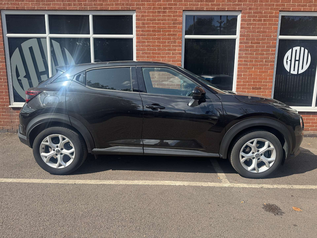 2020 Nissan Juke — image 2