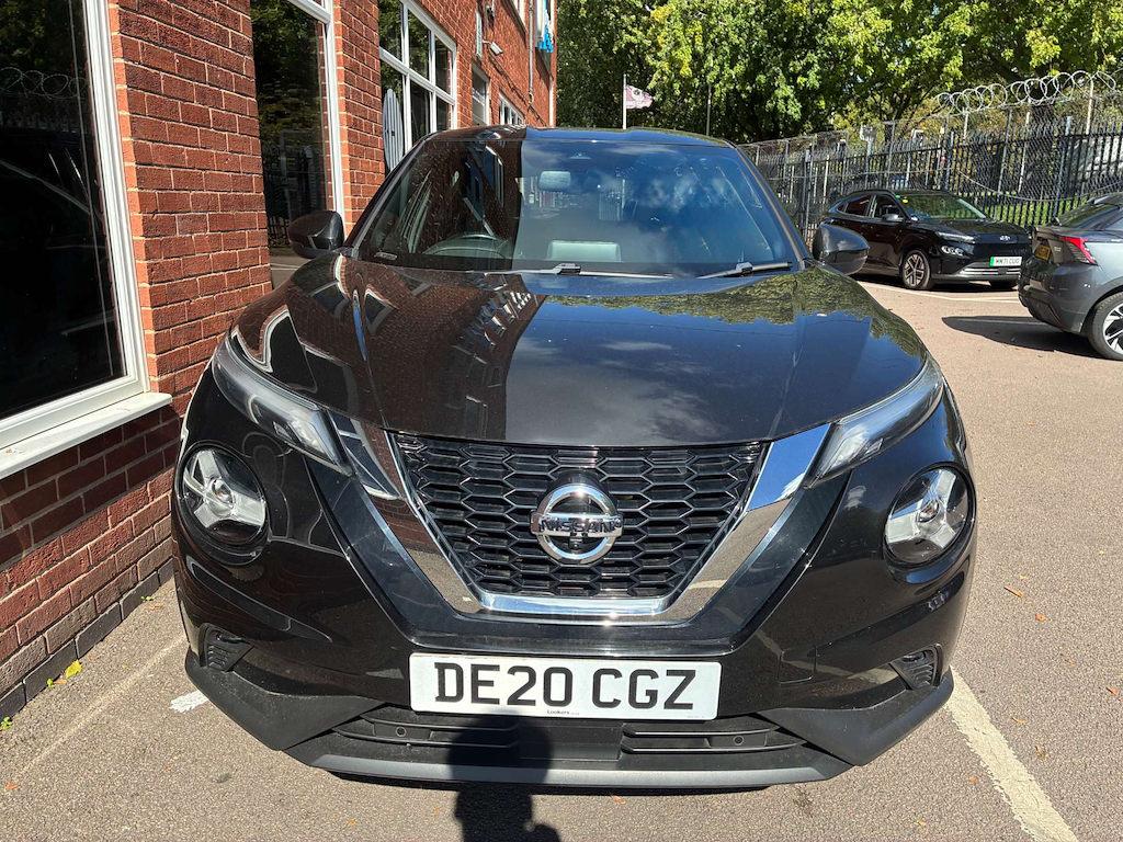 2020 Nissan Juke — image 2