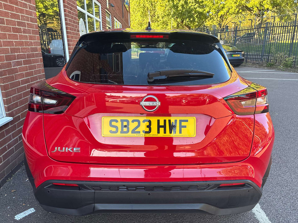 2023 Nissan Juke — image 11