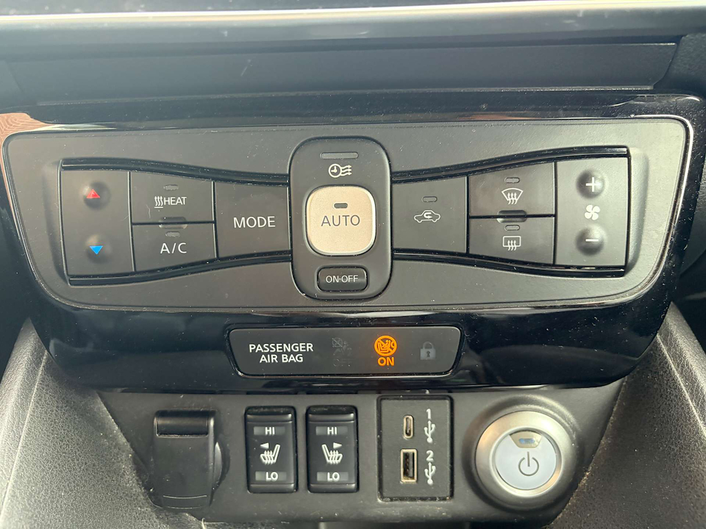 2021 Nissan Leaf — image 22
