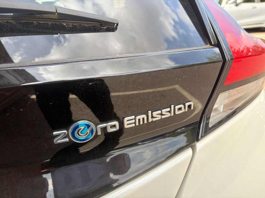 2021 Nissan Leaf — image 27