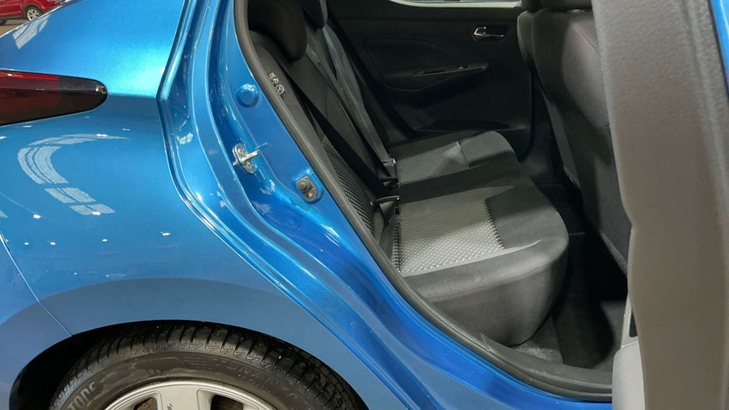 2021 Nissan Micra — image 6