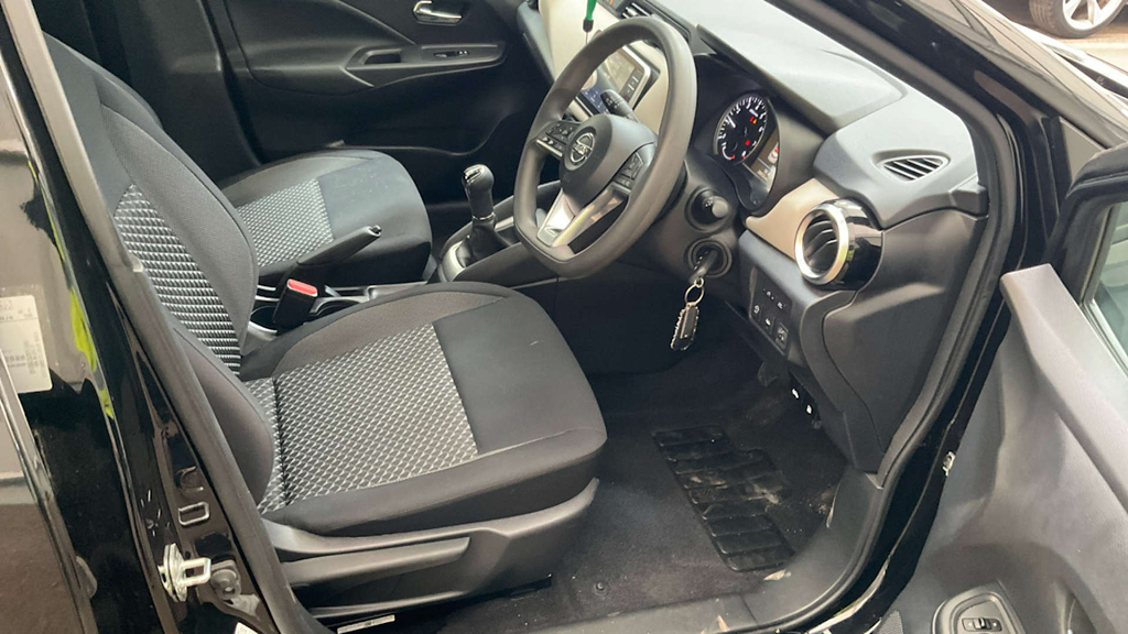 2021 Nissan Micra — image 9
