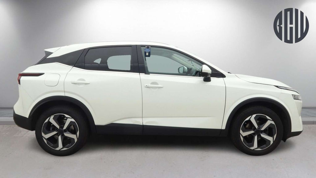 2022 Nissan Qashqai — image 6