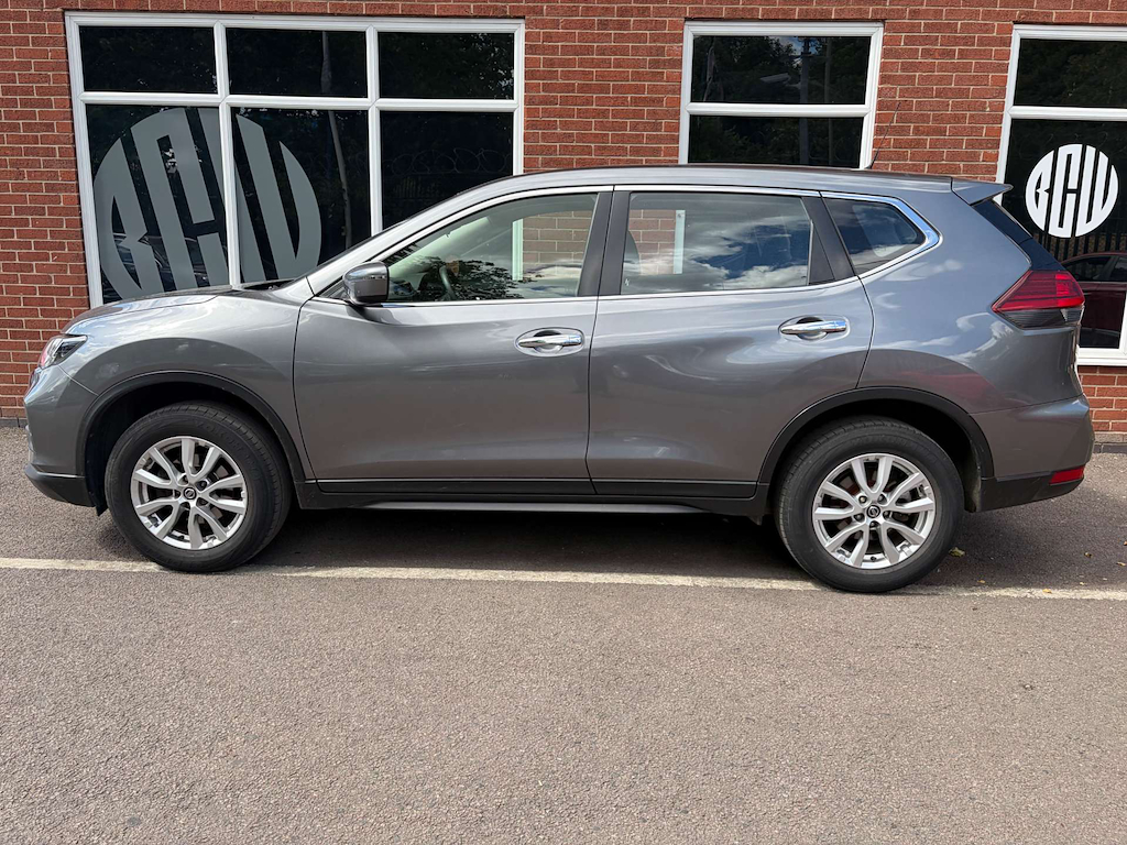 2021 Nissan X-Trail — image 3