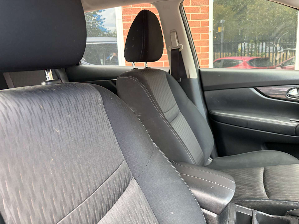 2021 Nissan X-Trail — image 12
