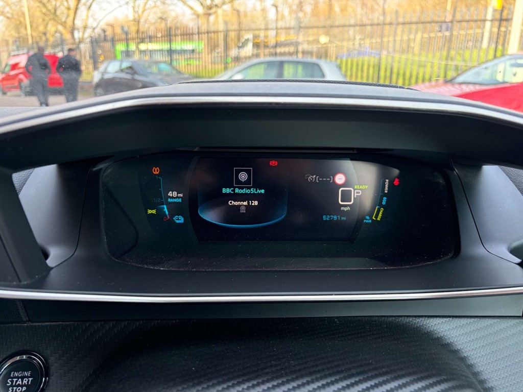 2020 Peugeot 208 — image 18