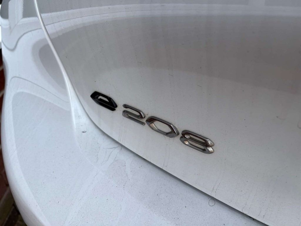 2020 Peugeot 208 — image 33