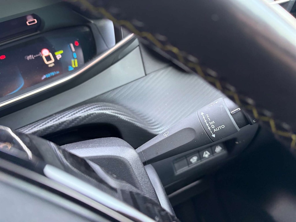 2020 Peugeot 208 — image 25