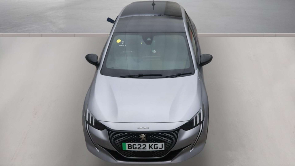 2022 Peugeot 208 — image 7