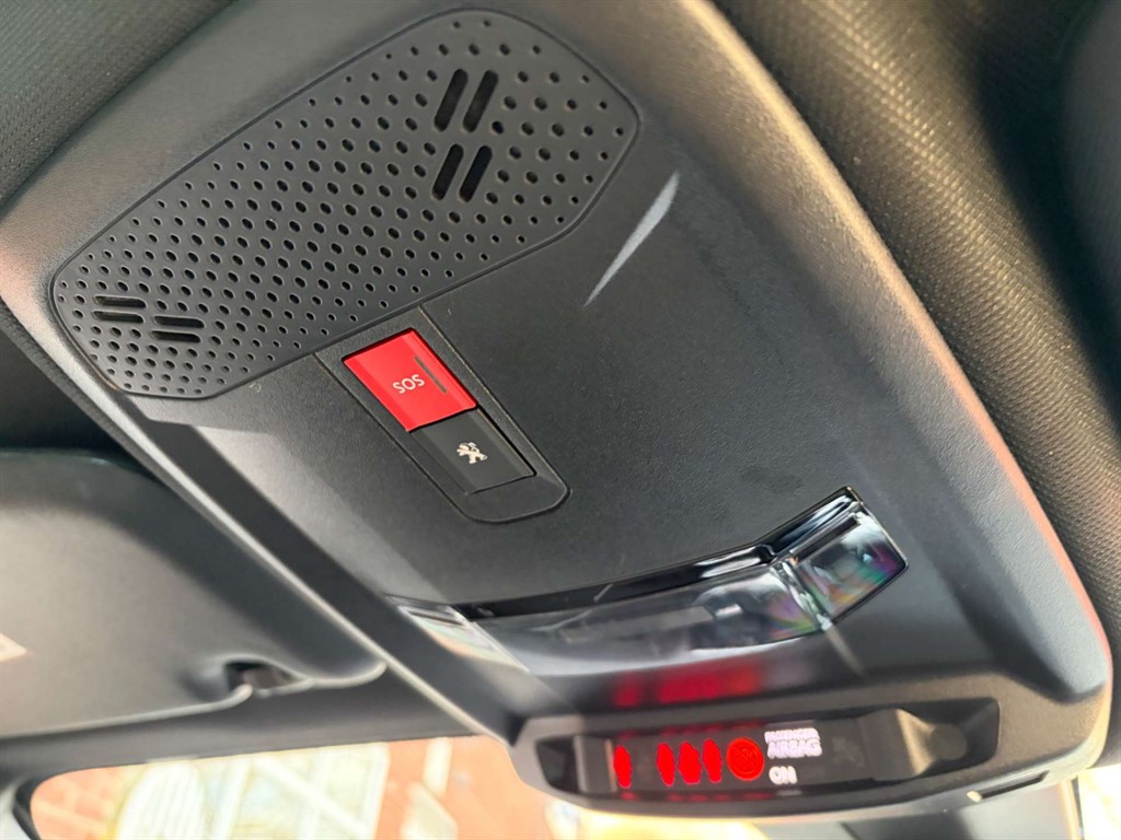 2020 Peugeot 208 — image 31