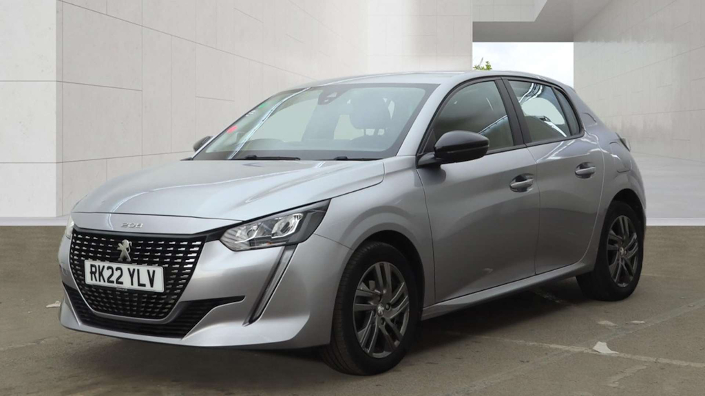 2022 Peugeot 208 — image 2