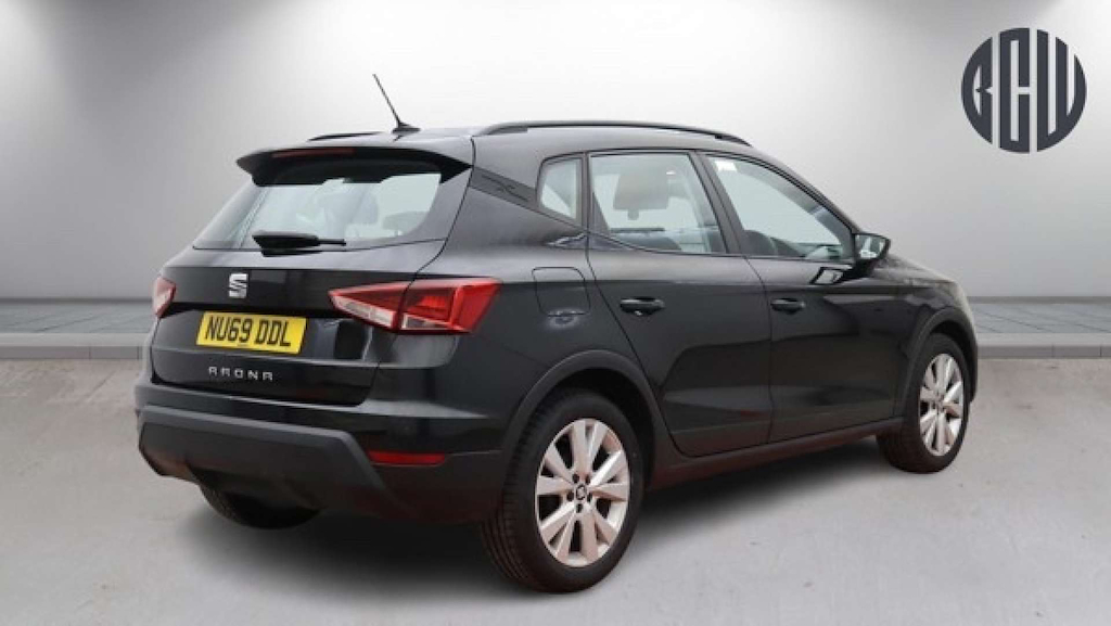 2019 SEAT Arona — image 3