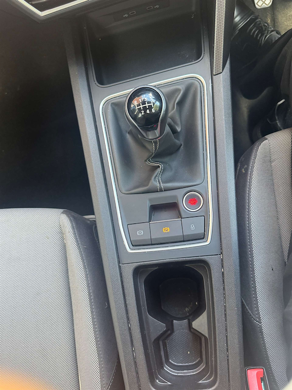 2022 SEAT Leon — image 20