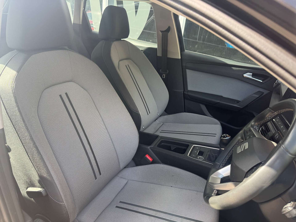 2022 SEAT Leon — image 13