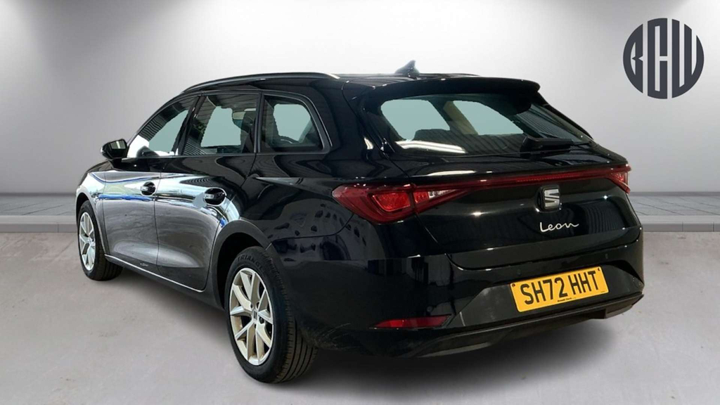 2022 SEAT Leon — image 3