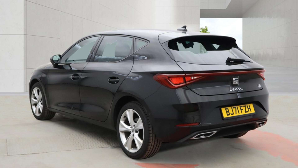 2021 SEAT Leon — image 3