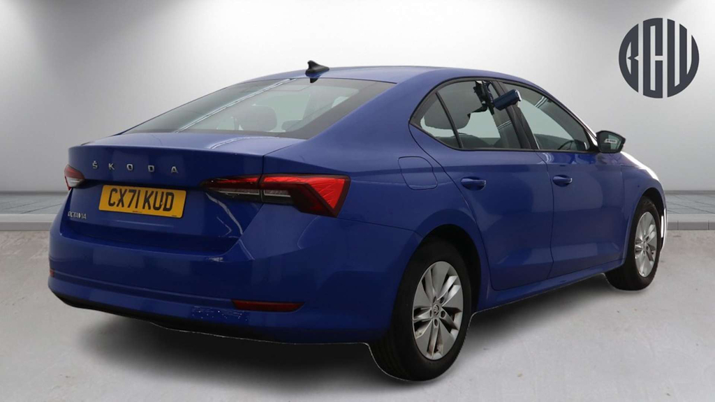 2021 Skoda Octavia — image 4