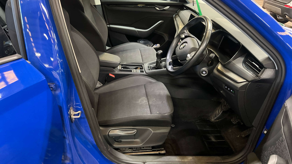 2021 Skoda Octavia — image 7