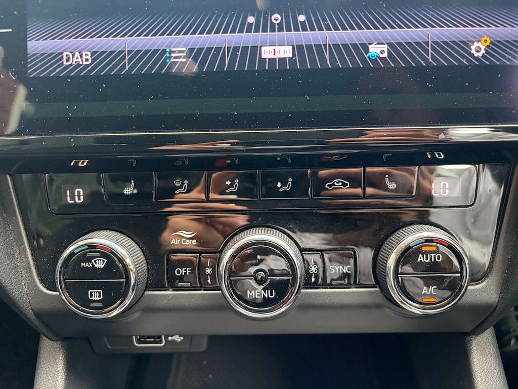 2018 Skoda Octavia — image 19