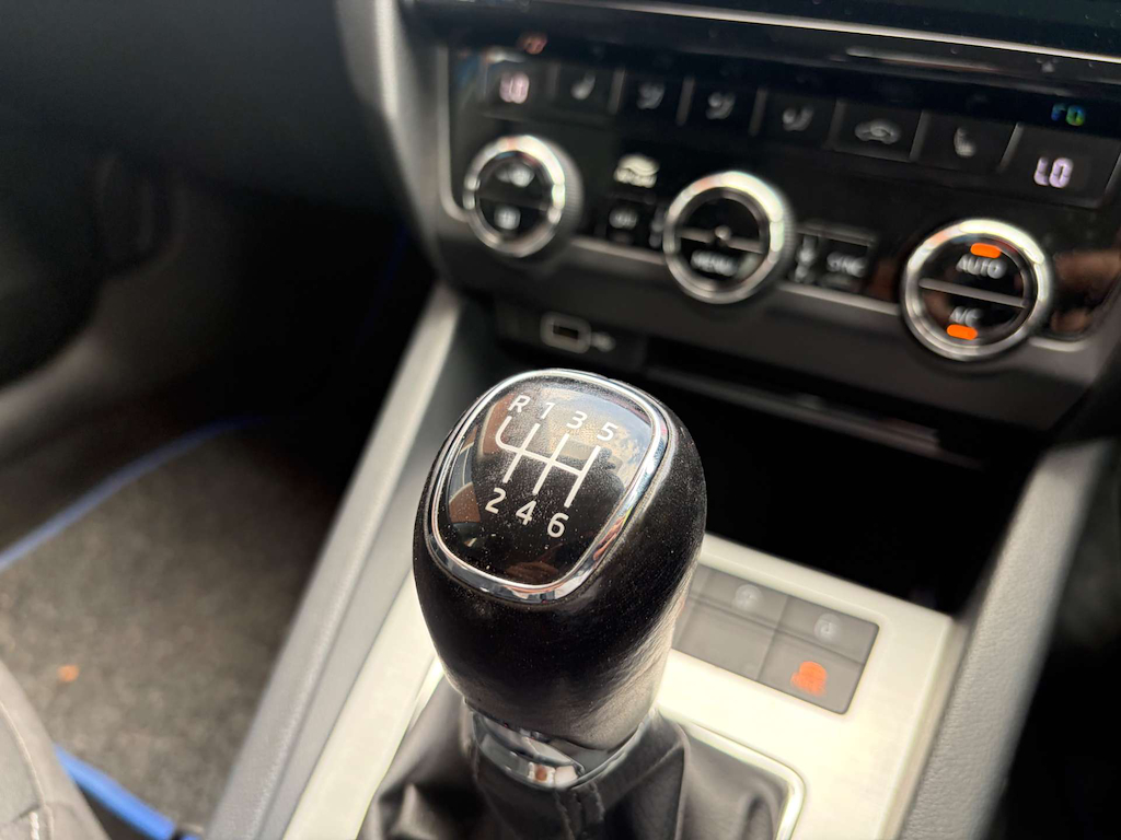 2018 Skoda Octavia — image 24