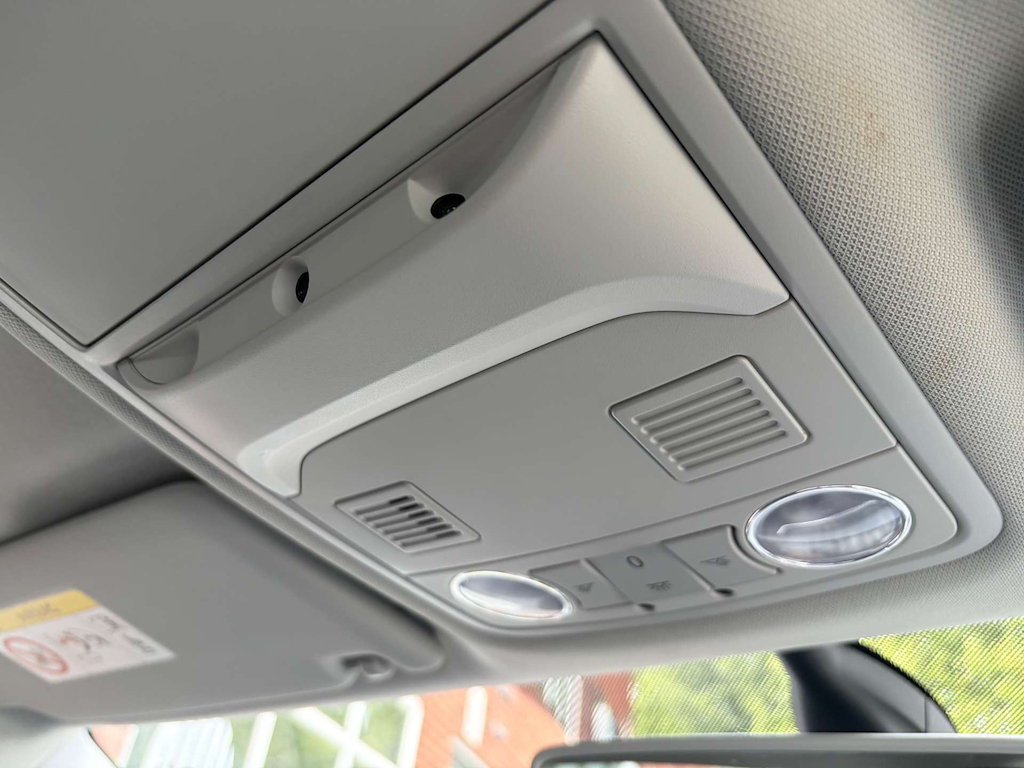 2018 Skoda Octavia — image 27