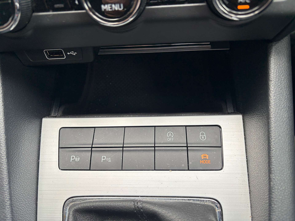 2018 Skoda Octavia — image 25