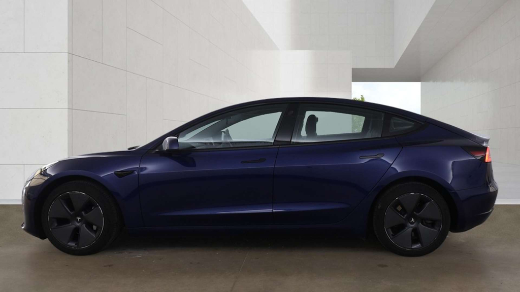 2021 Tesla Model 3 — image 6