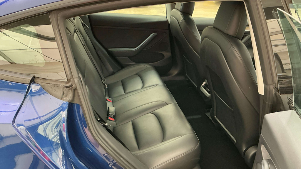 2021 Tesla Model 3 — image 9