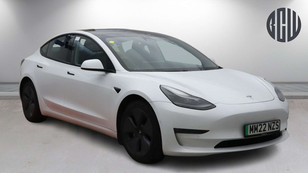 2022 Tesla Model 3 — image 1