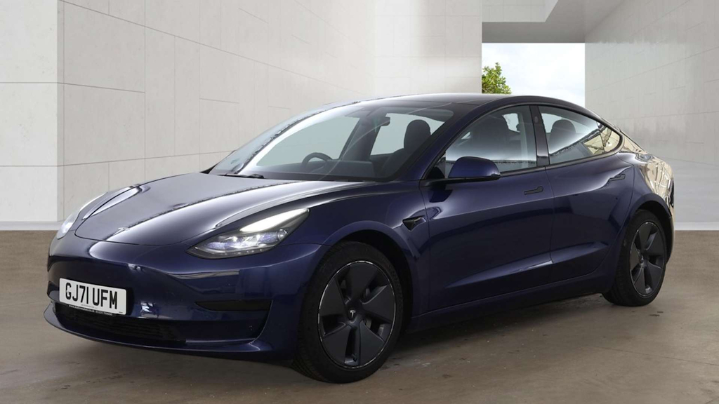2021 Tesla Model 3 — image 2