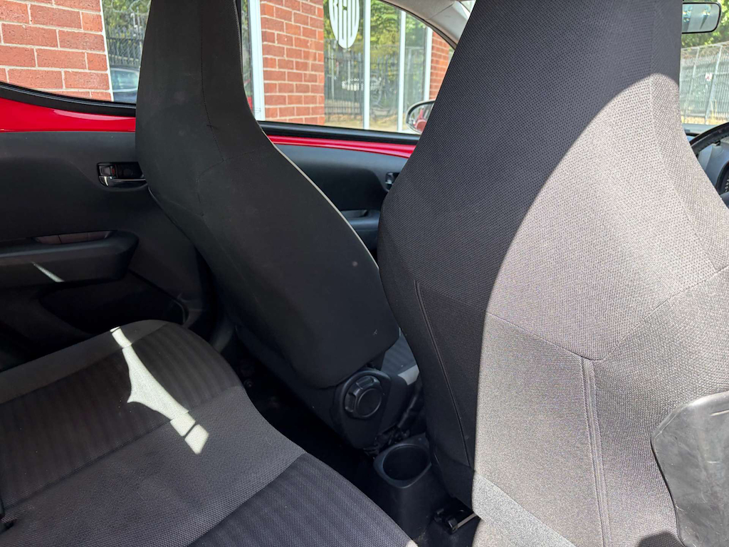 2019 Toyota Aygo — image 8