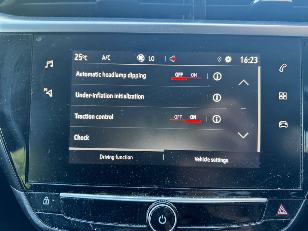 2022 Vauxhall Corsa — image 18