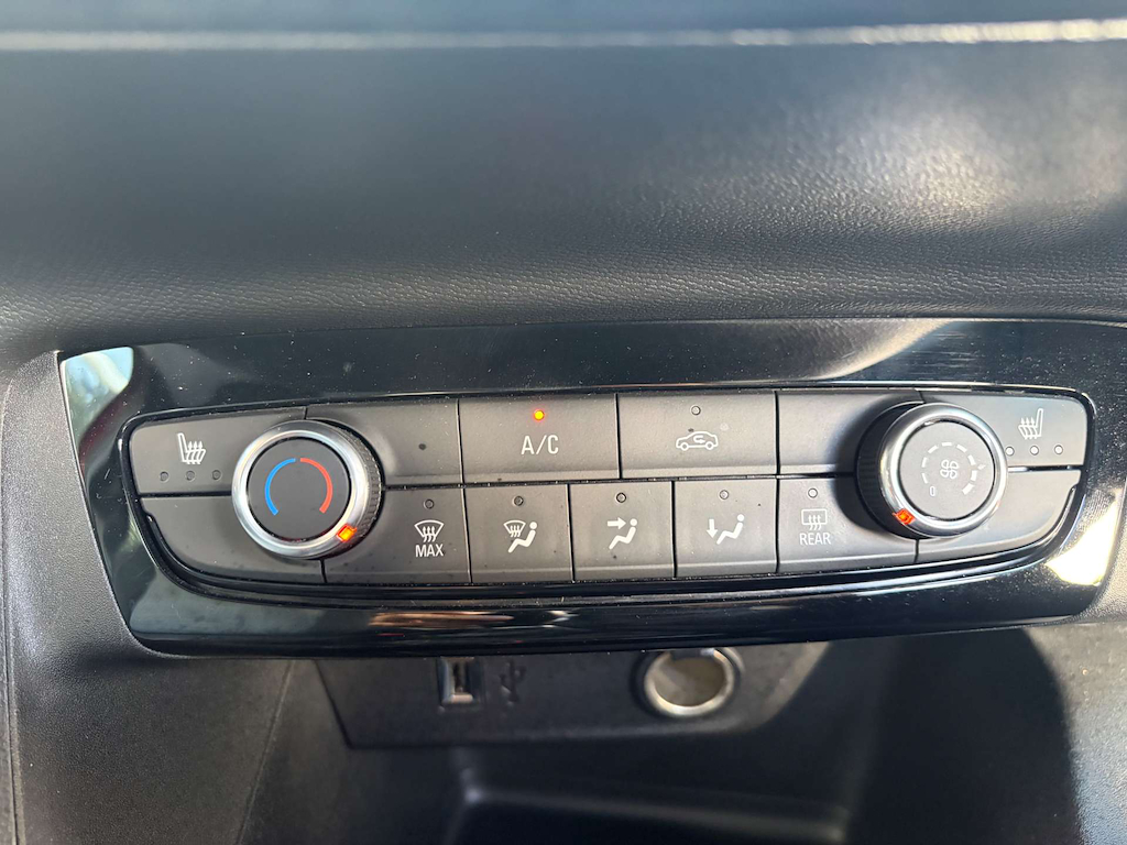 2020 Vauxhall Corsa — image 24