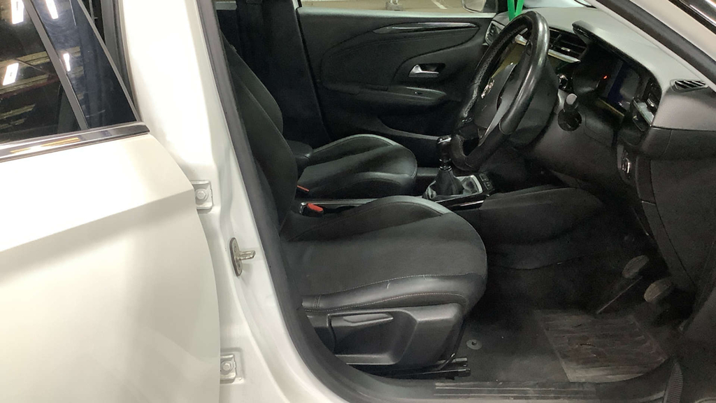 2021 Vauxhall Corsa — image 9