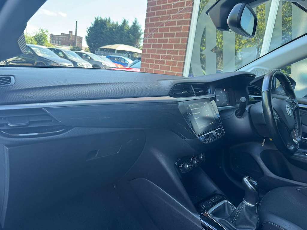 2022 Vauxhall Corsa — image 13