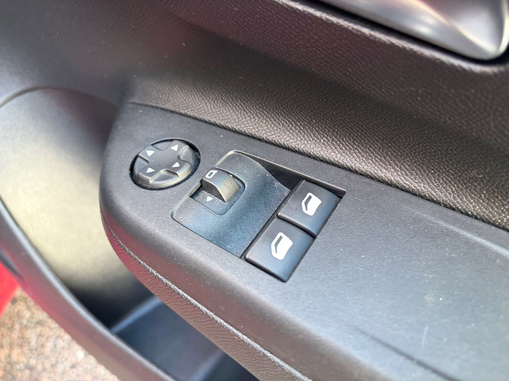 2020 Vauxhall Corsa — image 26
