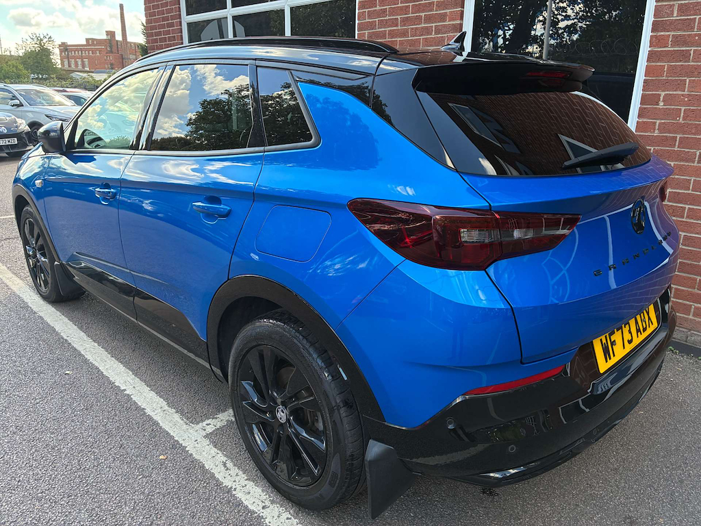 2023 Vauxhall Grandland — image 5