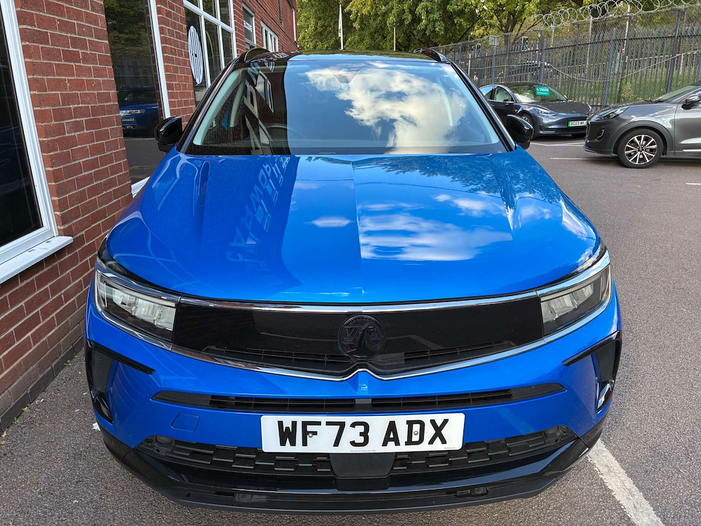 2023 Vauxhall Grandland — image 2