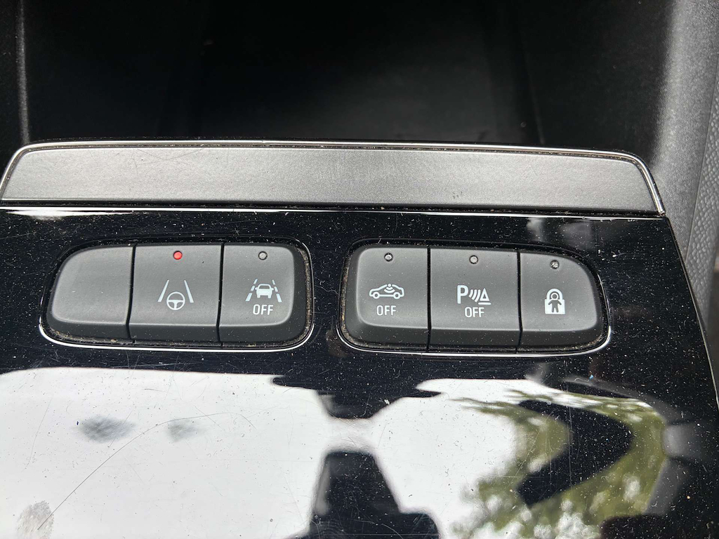 2022 Vauxhall Mokka — image 18