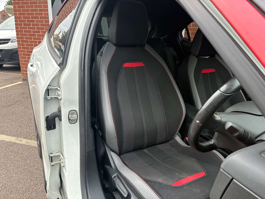 2022 Vauxhall Mokka — image 26