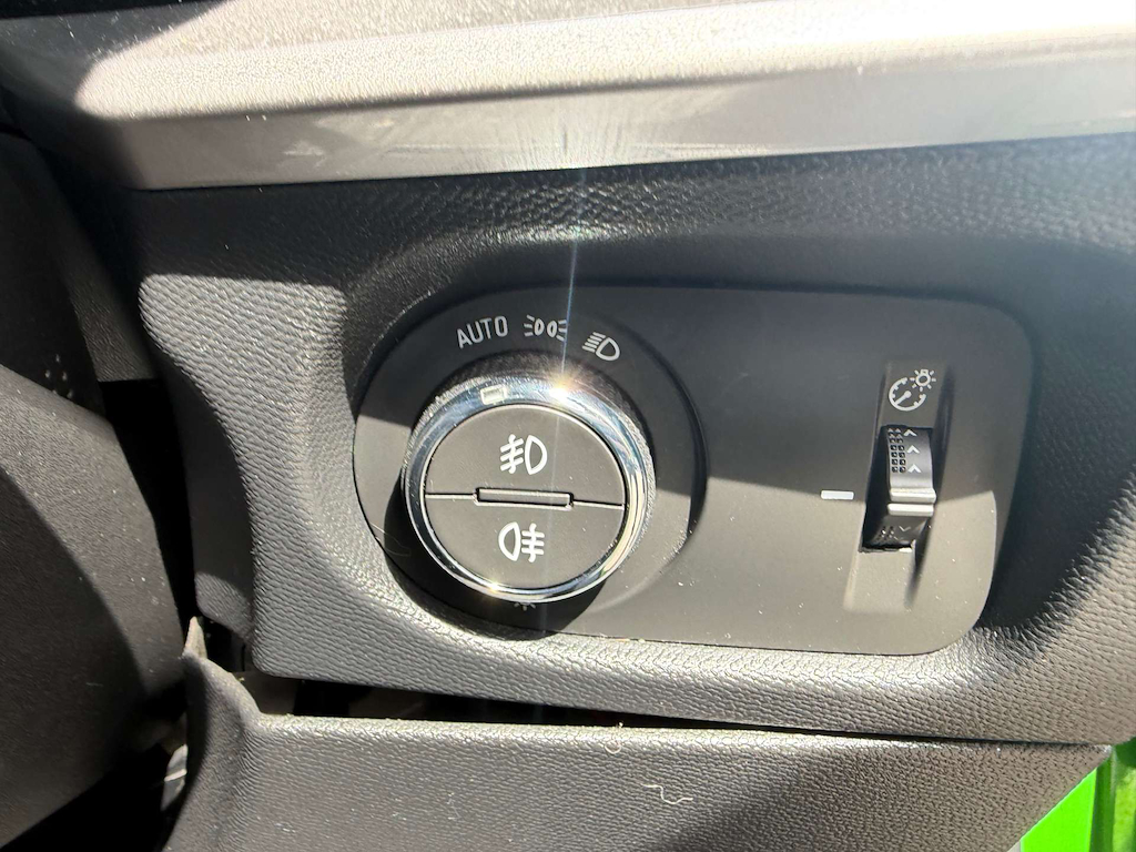 2022 Vauxhall Mokka — image 27