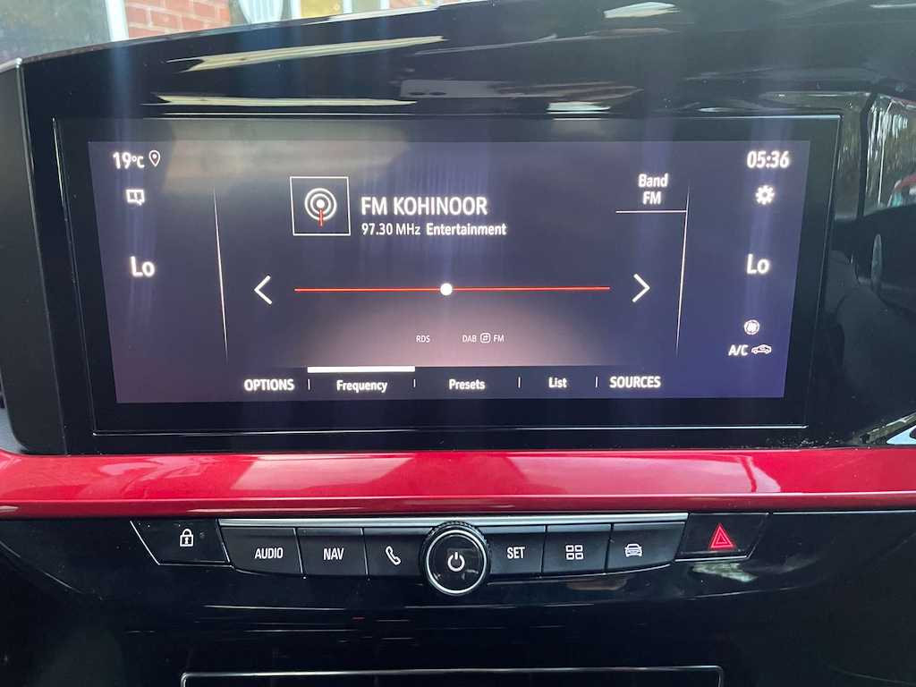 2023 Vauxhall Mokka — image 25